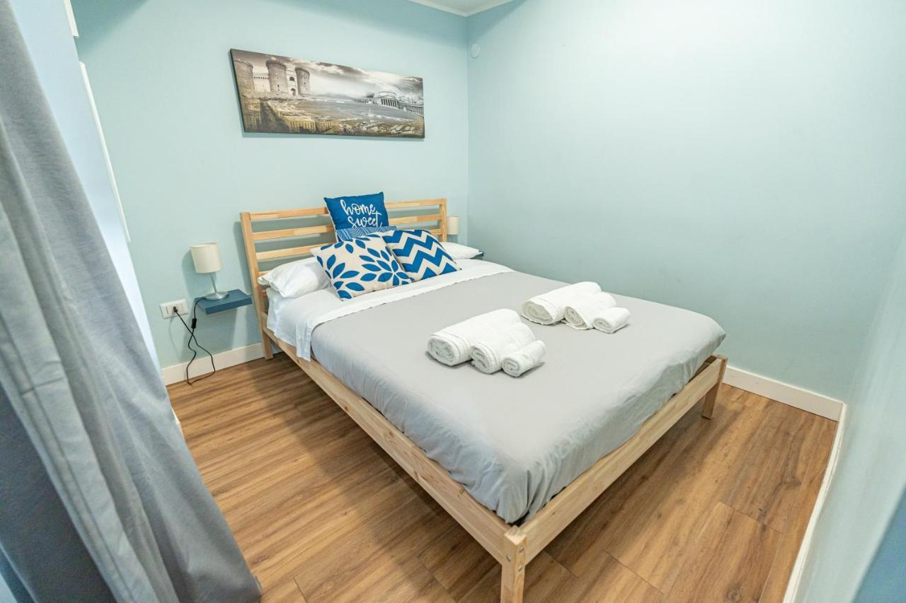 נאפולי Casa Vacanze Decumano 17 מראה חיצוני תמונה