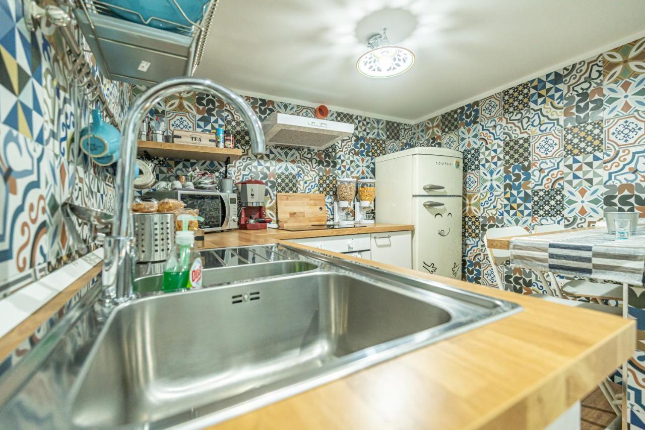 נאפולי Casa Vacanze Decumano 17 מראה חיצוני תמונה