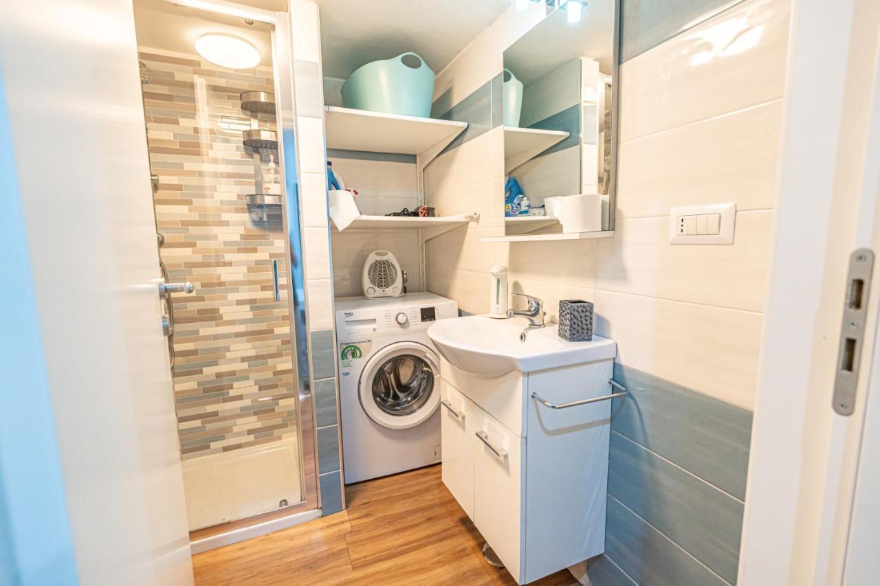 נאפולי Casa Vacanze Decumano 17 מראה חיצוני תמונה